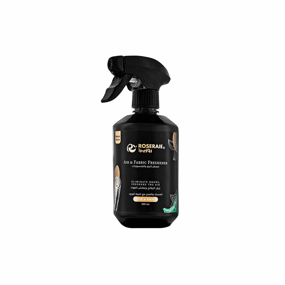 Roseraie Air and fabric freshener, musk and amber with a mixture of roses, black, 500 ml